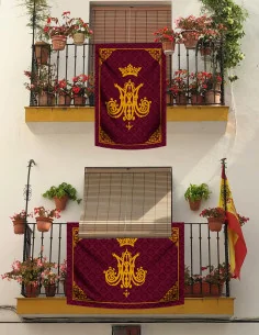 Balconeras o Colgaduras Virgen María 2