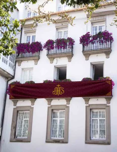 Balconeras o Colgaduras Jesús JHS 2