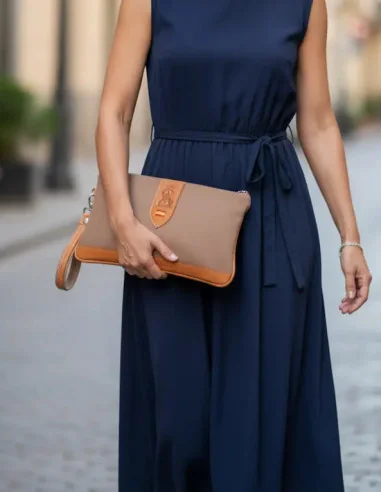 Cartera Bandera España de Mano Piel de Potro Taupe