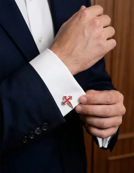 Gemelos con la Cruz de Santiago